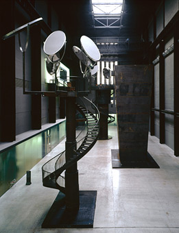 I Do, I Undo, I Redo from Louise Bourgeois. Tate Modern, Turbine Hall, 2000